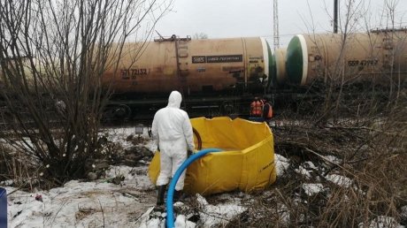 Следователи выясняют обстоятельства разлива нефтепродуктов в Пензе