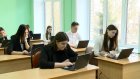 Российским школьникам предложили платить за пятерки