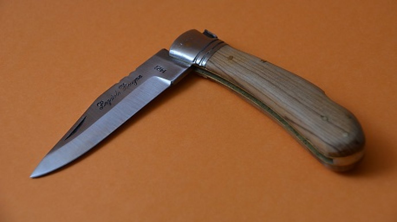 Молодой пензенец с ножом совершил разбойное нападение в ЦУМе