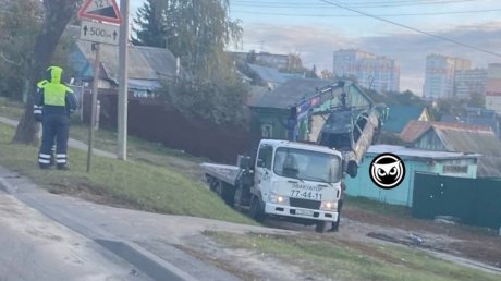 На улице Ново-Тамбовской в Пензе погиб водитель загоревшегося ВАЗа
