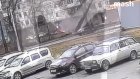 Дерево упало на машину с двумя россиянами в Новокузнецке