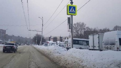 Прокурор внес представление главе Пензы за лед и сугробы на дорогах