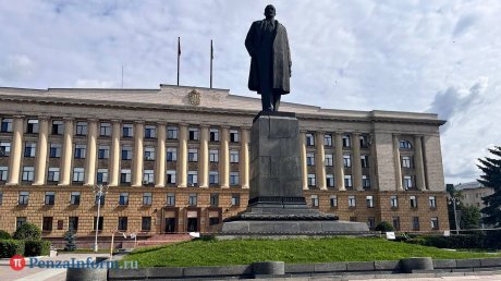 Памятник Ленину в центре Пензы исследуют по шурфам и зондажам