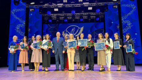 Губернатор наградил учителя года Пензенской области - 2024