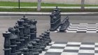 Шахматные фигуры вернулись на место у здания администрации