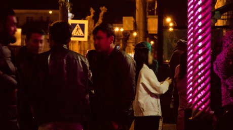 В Пензе 15 посетителям баров вручили повестки в военкомат