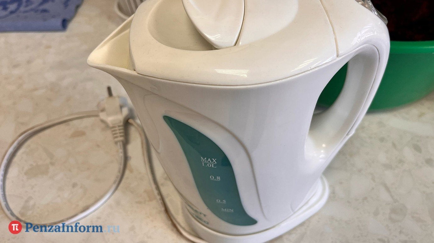 Почему не стоить кипятить воду несколько раз? Почему не стоить кипятить воду несколько раз?