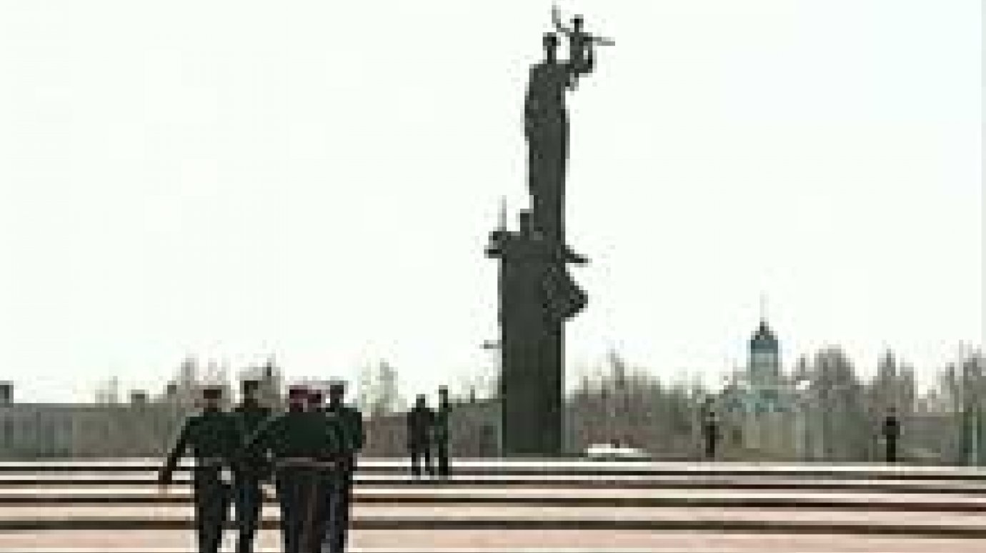 Памятнику Победы исполнилось 30 лет