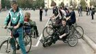 Инвалиды проехали по Пензе на велосипедах