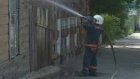 Пожарные проводят учения в заброшенных домах