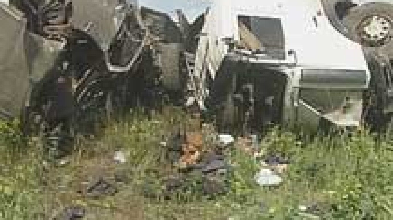 Водитель грузовика погиб в страшной аварии