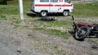 Днем на окраине Лунина разбился мотоциклист