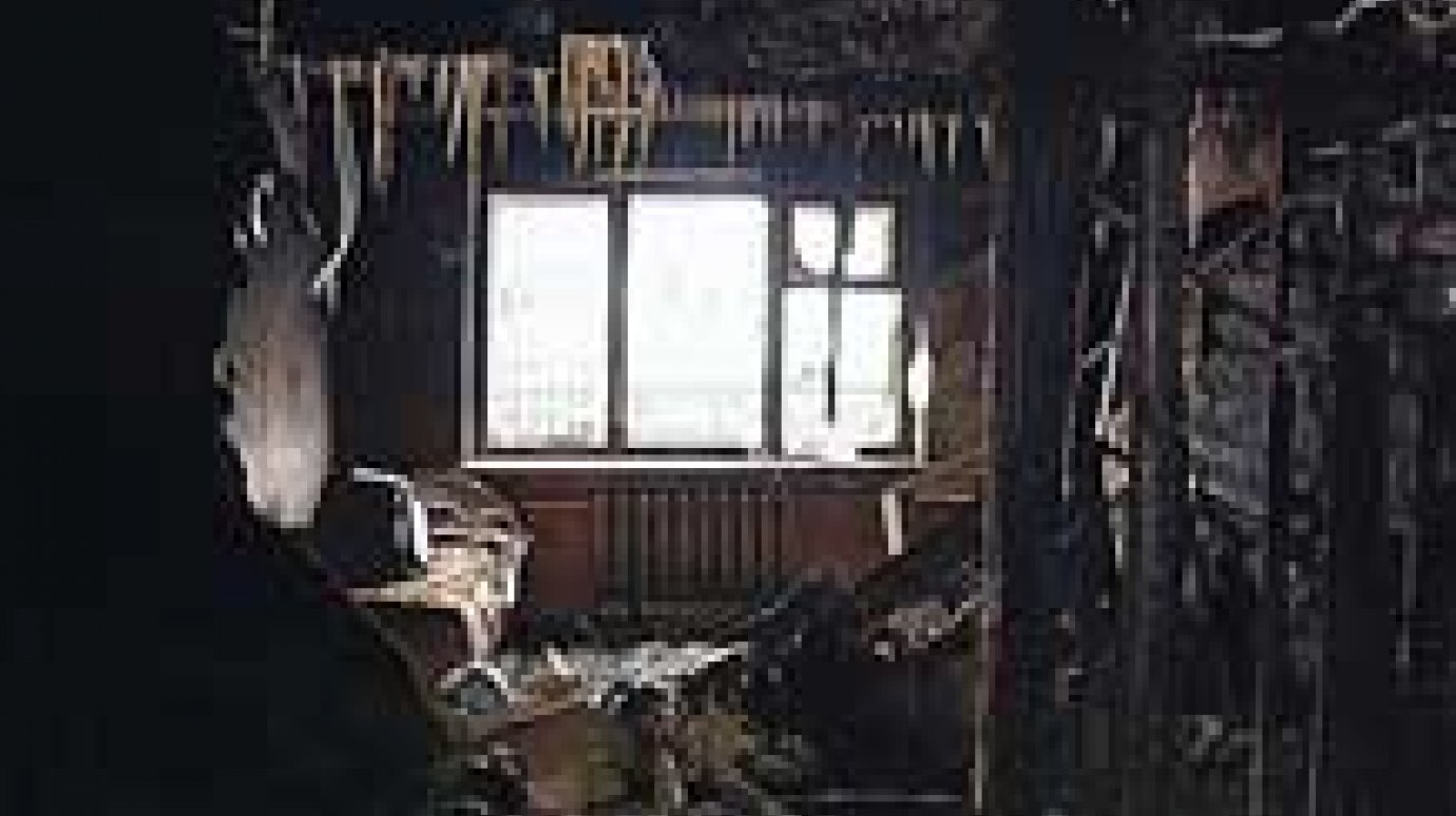 Пьяница спалил трехквартирный дом