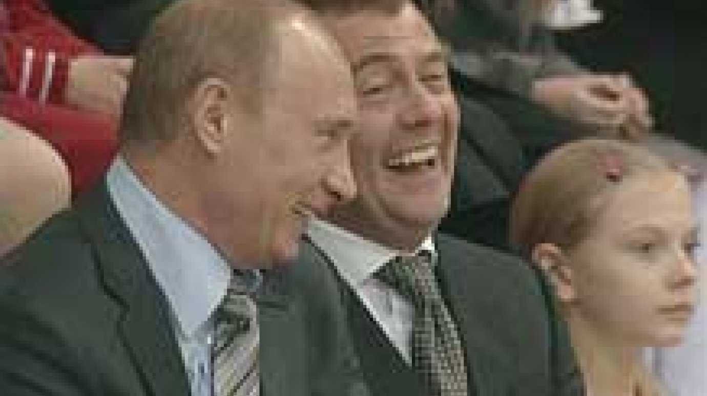 Путин и Медведев побывали на открытии «Буртасов»