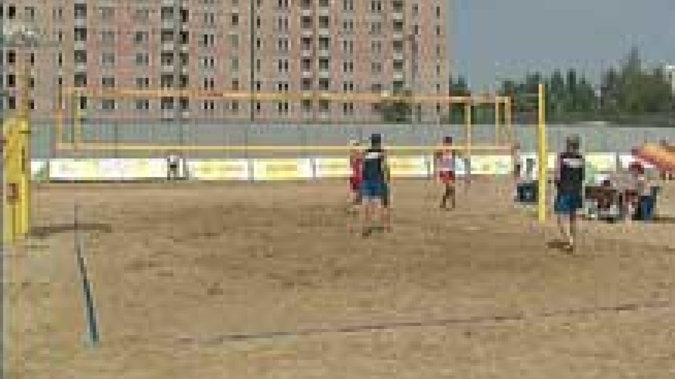 В пляжном волейболе победили москвичи