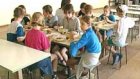 Школьные обеды станут вкуснее и дешевле