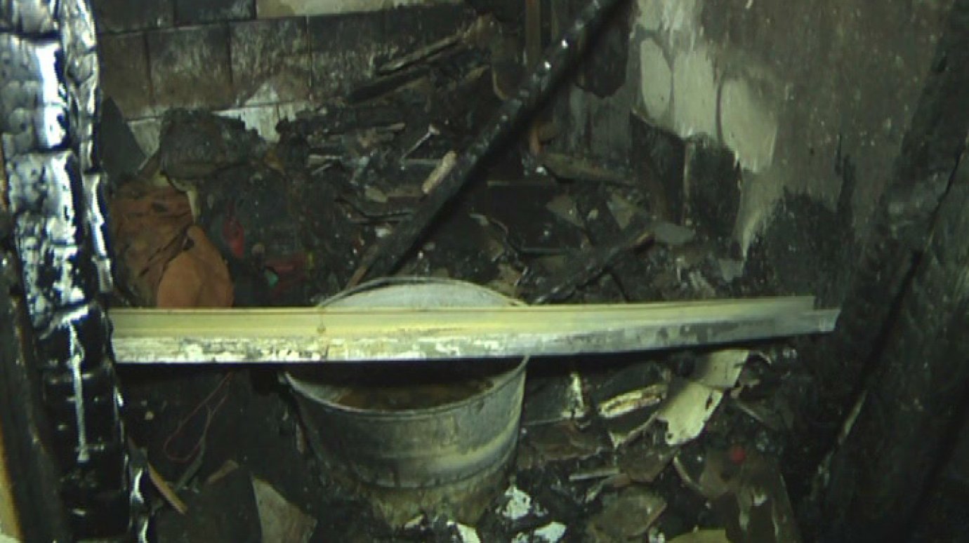 В восьмиэтажном общежитии Нижнего Ломова произошел пожар