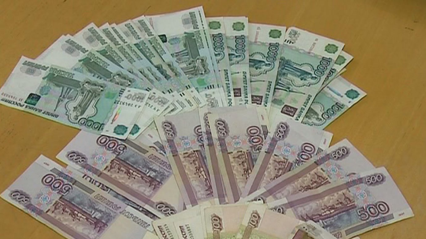 Доцент пензенской академии взял от 15 студентов 90 тысяч рублей