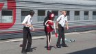В День железнодорожника артисты устроили концерт для пассажиров