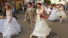 Сурские невесты гуляли по центру Пензы