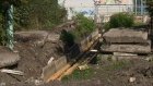 На ул. Ладожской коммунальщики вскрыли новое дорожное полотно