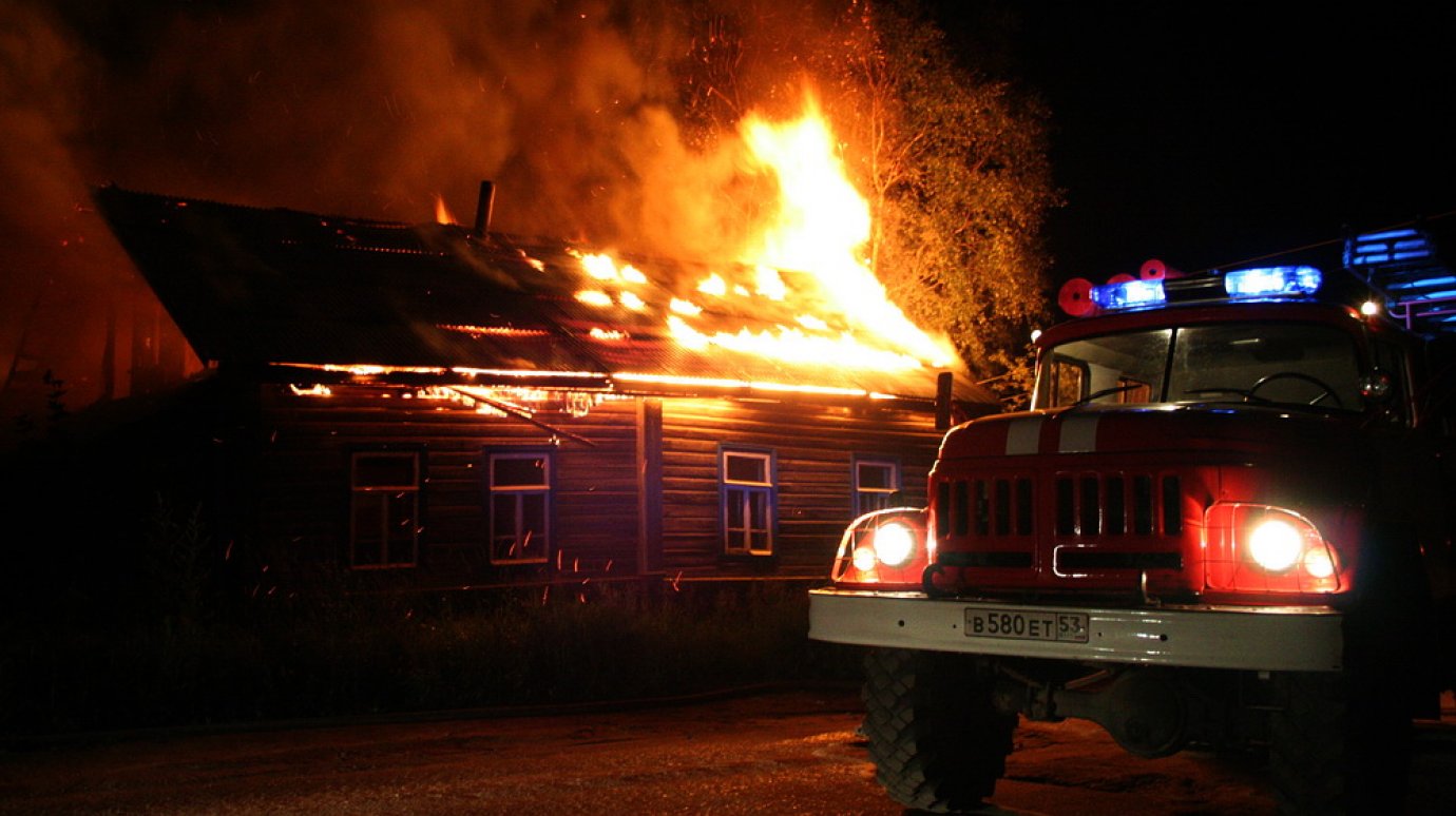 В Золотаревке огнеборцы спасли человека из пожара