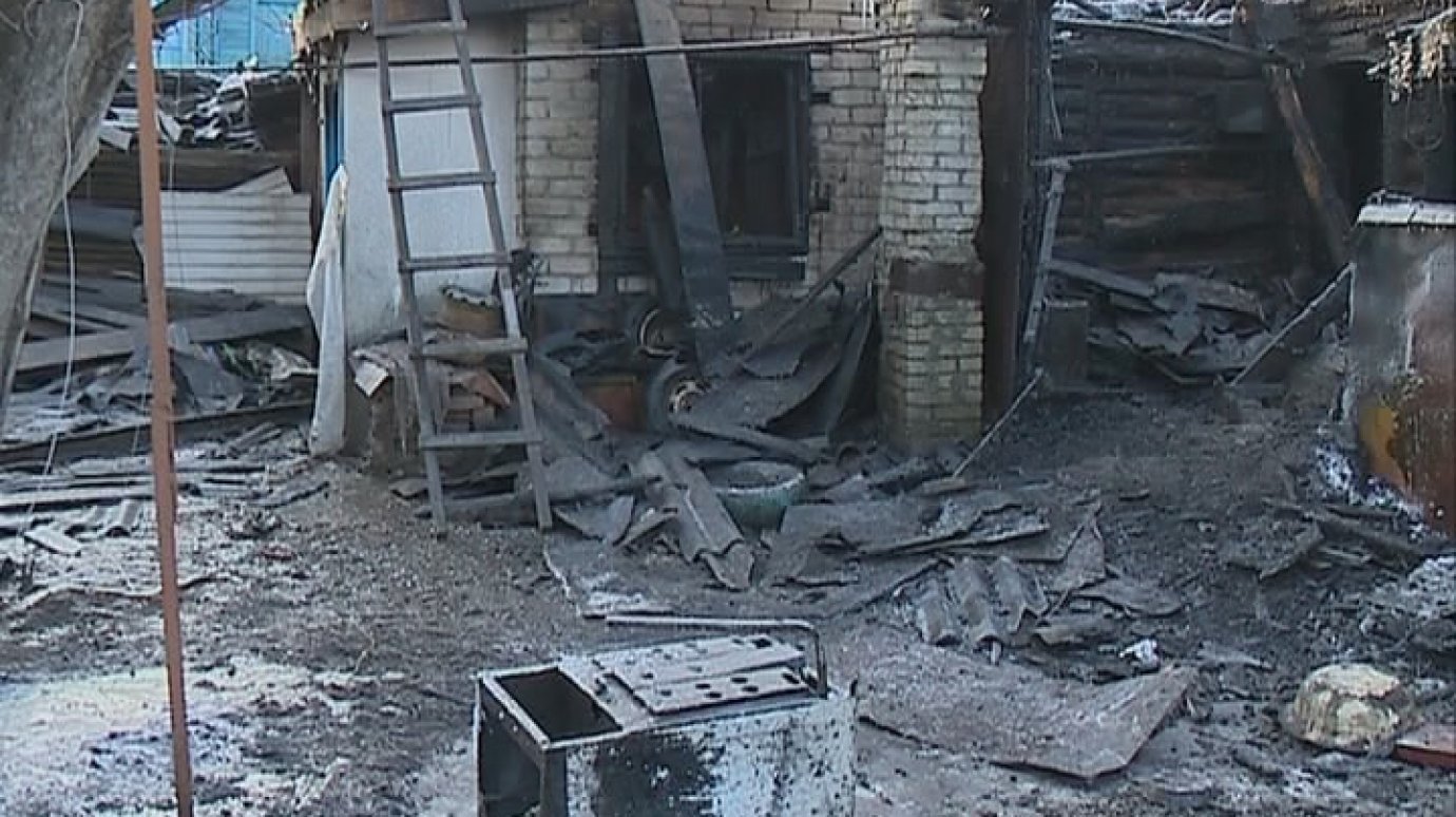 Жители Старо-Черкасской не рискуют включать газ после пожара