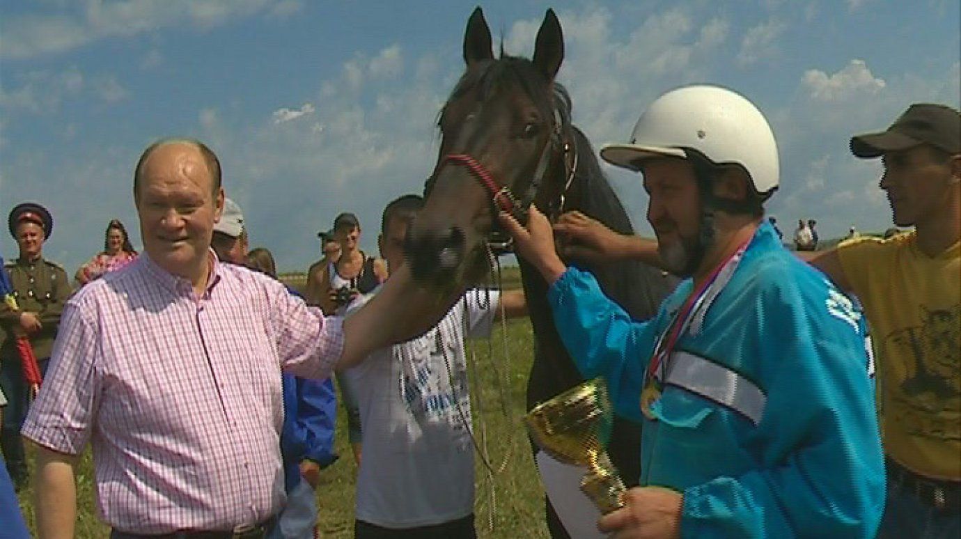 Главный приз конного забега в Урлейке отправится в Городищенский район