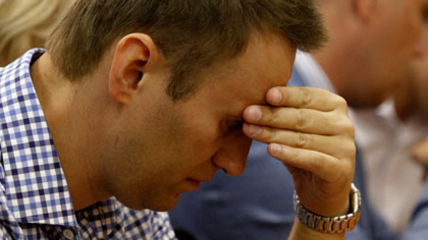 Навальный приговорен к пяти годам лишения свободы