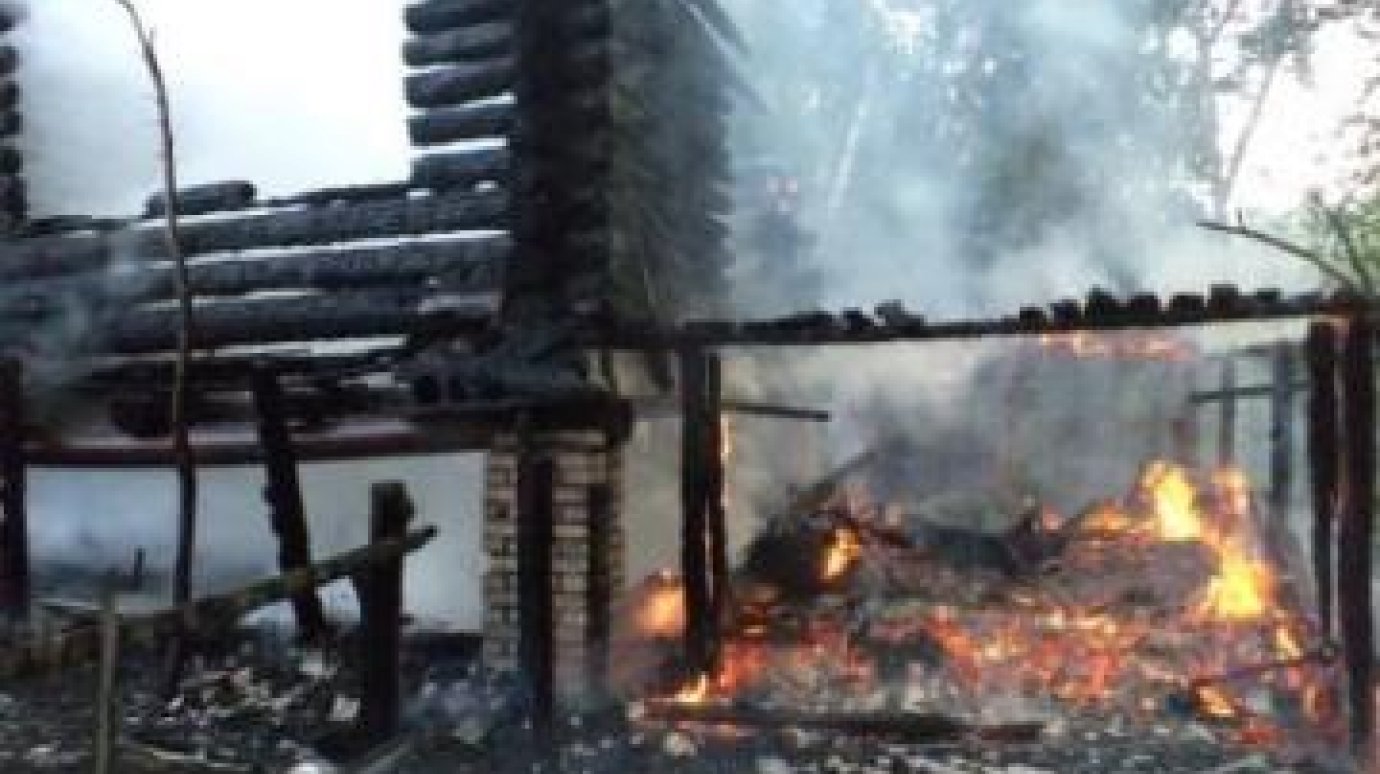 В Кузнецком районе при пожаре погиб человек