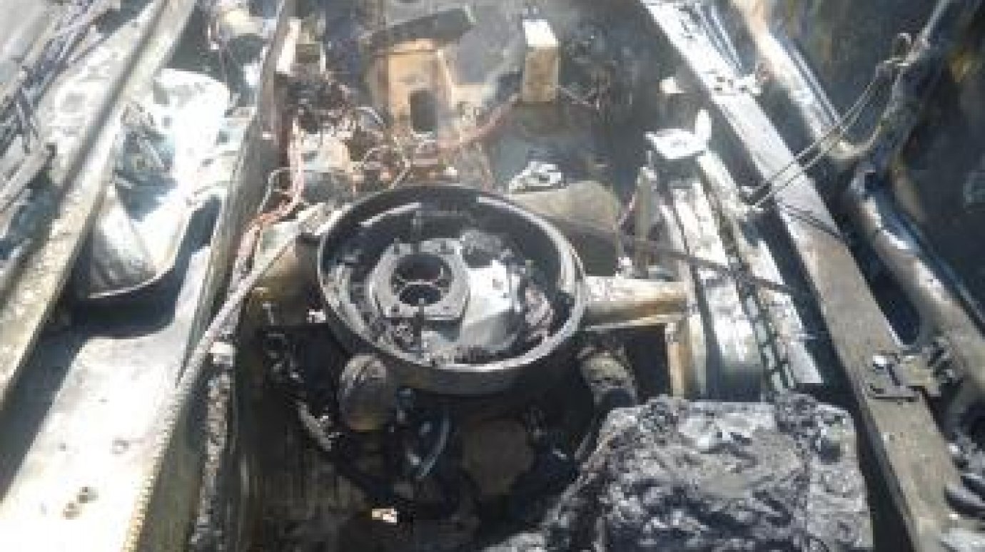 В сгоревшей машине обнаружено тело молодого пензяка