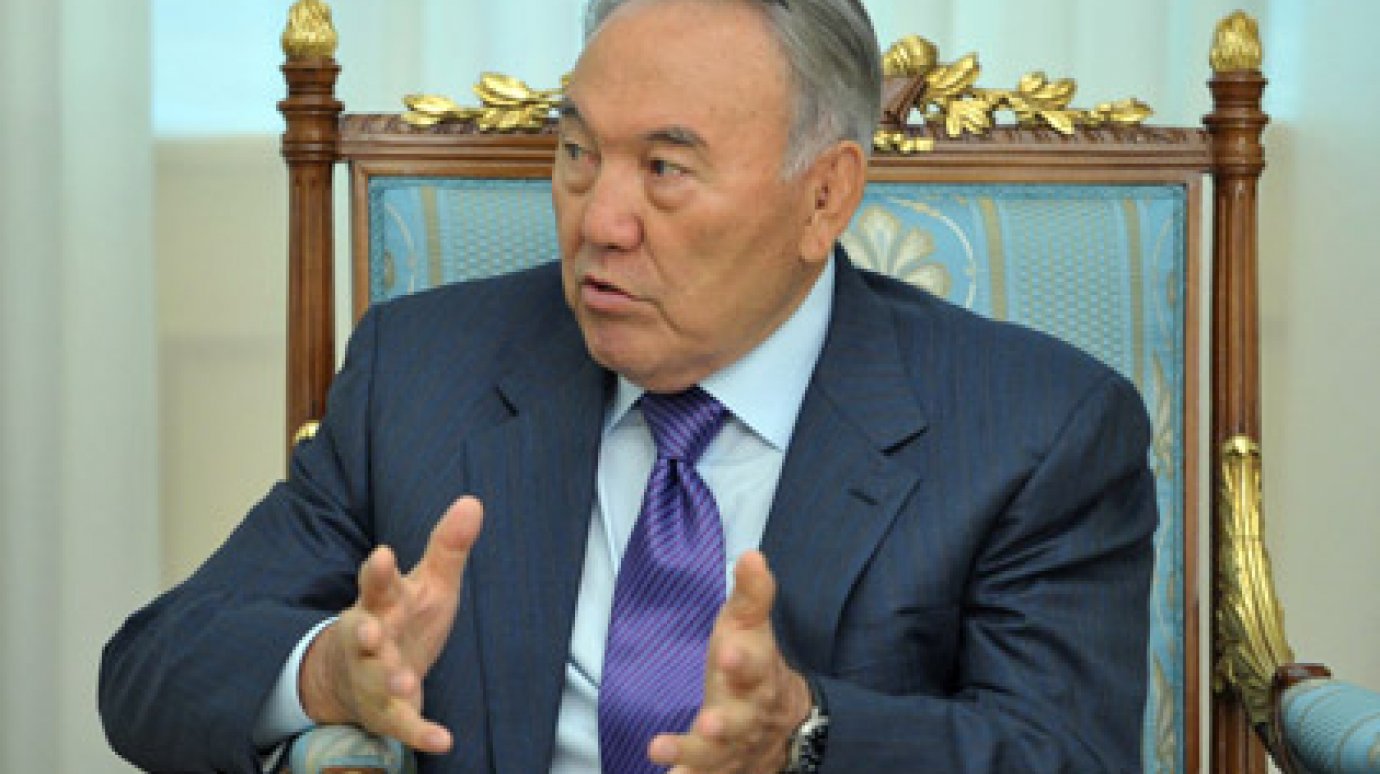 Президент Казахстана поддержал введение налога на роскошь