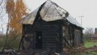 В поселке Калиновка совершено убийство двух людей с поджогом