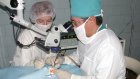 Офтальмолог из Пензы показал операцию по замене хрусталика