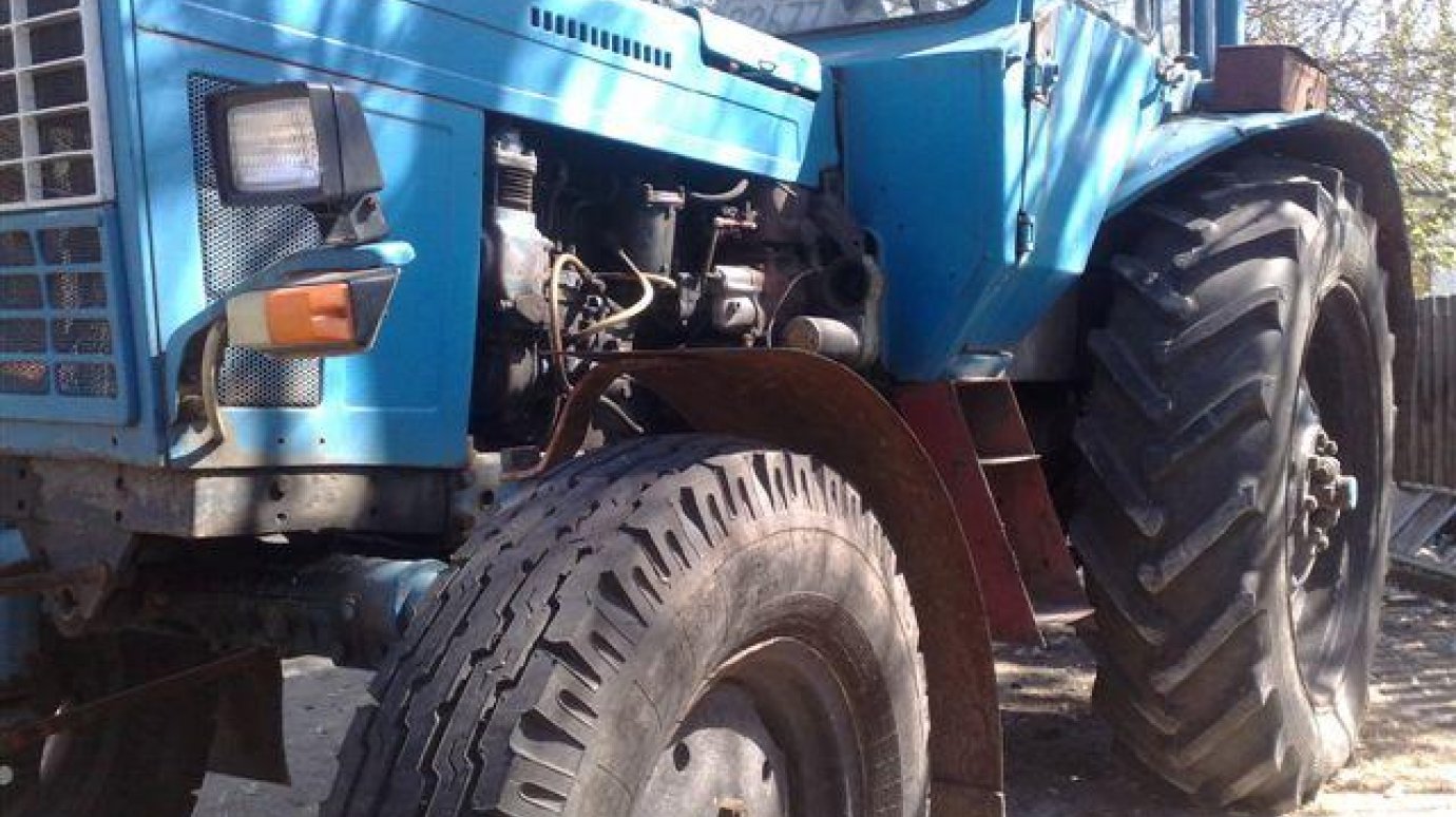 В Бессоновском районе злоумышленники украли трактор