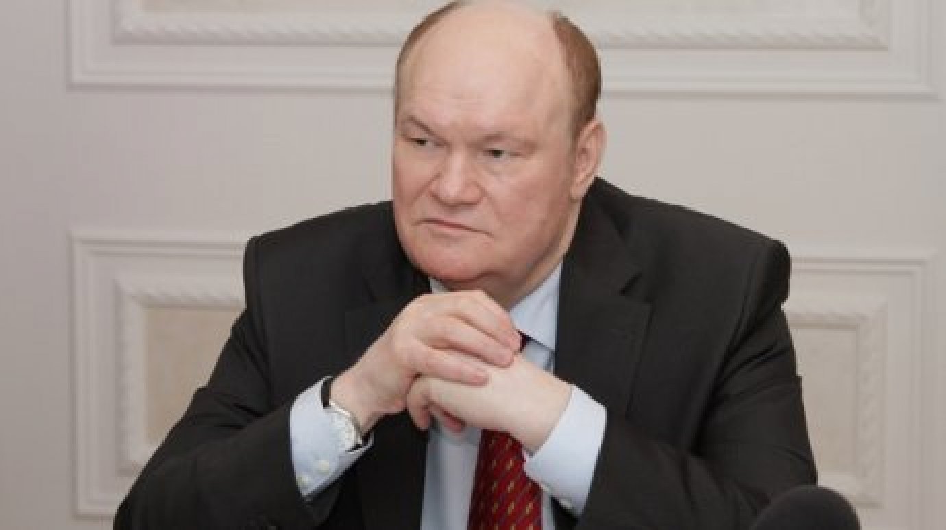 Губернатор Василий Бочкарев получил травму и работает из дома