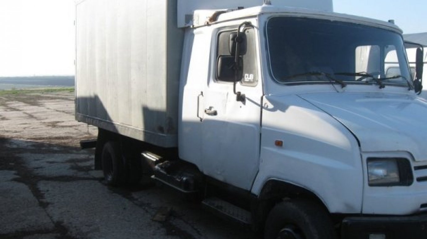 Два пензенских подростка украли аккумулятор с грузовика