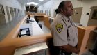 В калифорнийских тюрьмах принудительно стерилизовали 39 женщин