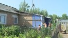 Жители поселка Мичуринского начали бурить скважины в огородах