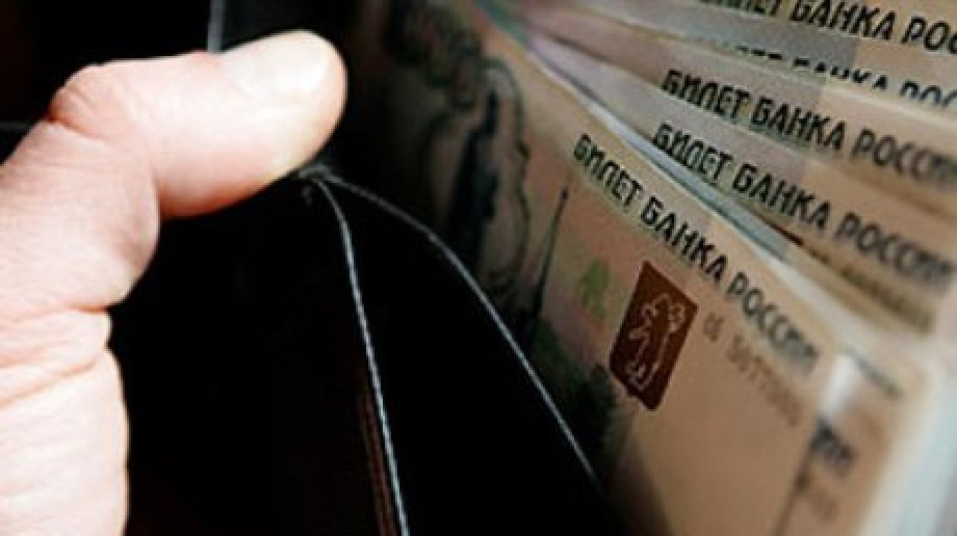 47-летний зареченец подозревается в краже 4 600 рублей из сумки
