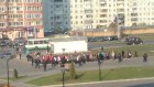 Пензенцы собрались перед библиотекой в ожидании Путина