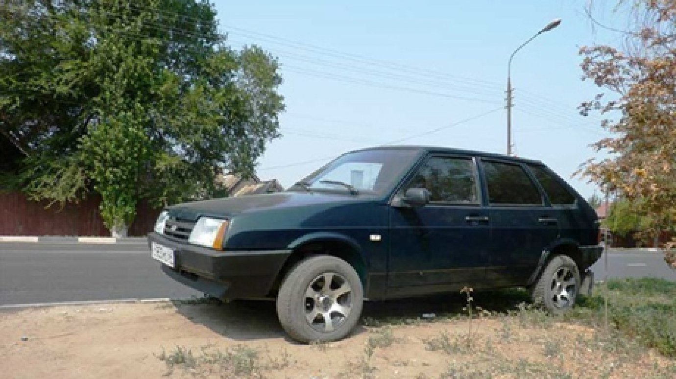 С обочины трассы М5 украли автомобиль ВАЗ-2109