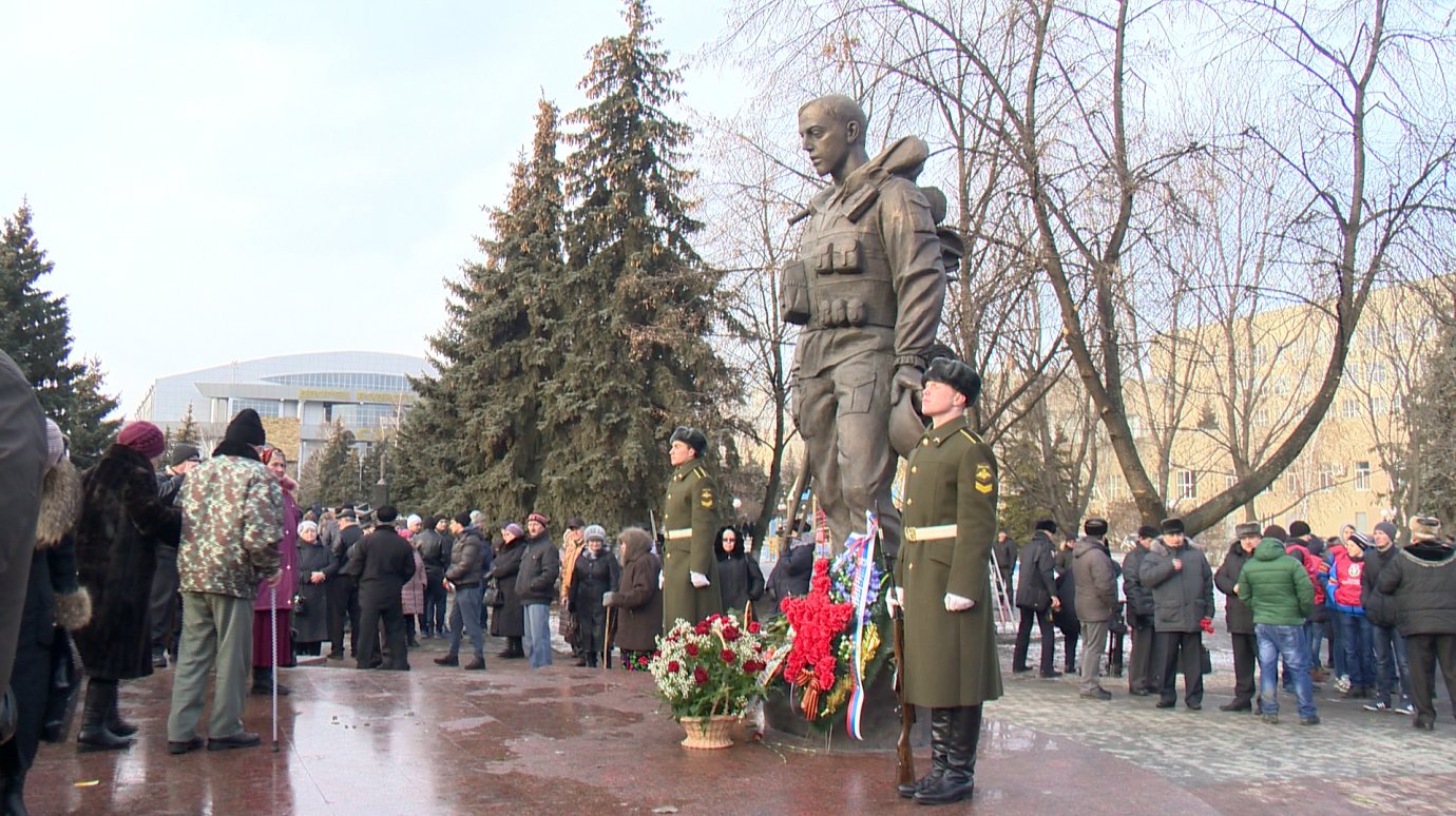 В Пензе открылся памятник в честь погибших на Северном Кавказе