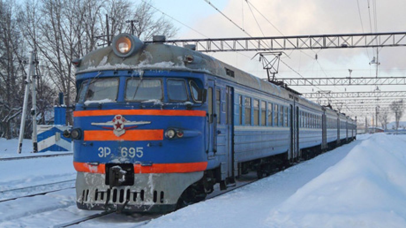 С 28 декабря назначены дополнительные поезда в Москву