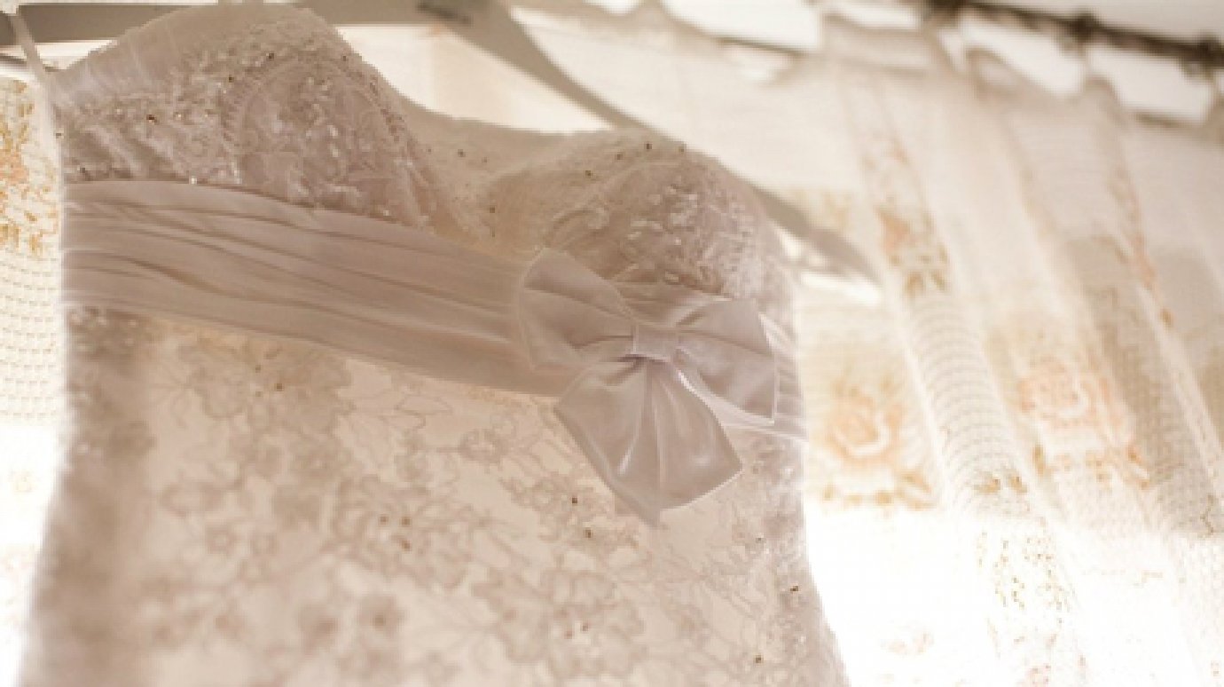 Жительница Пензы лишилась денег при продаже свадебного платья