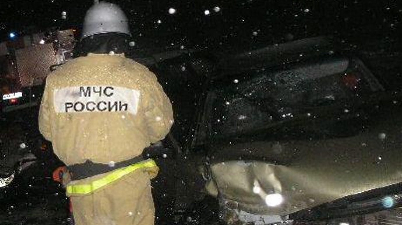 Водитель УАЗа пострадал при столкновении с иномаркой