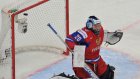 Российский голкипер отразил 33 броска в дебютном матче в НХЛ