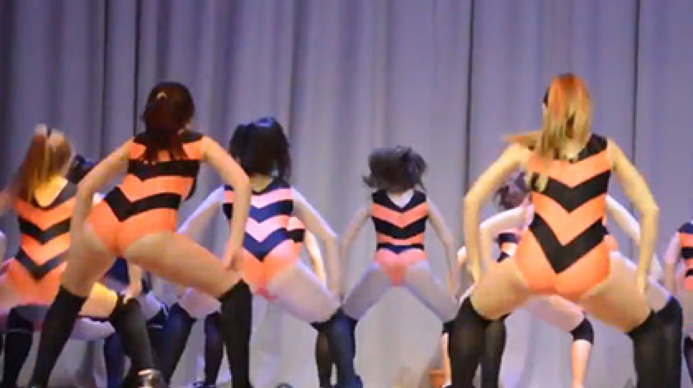 СКР заинтересовался танцем оренбургских школьниц
