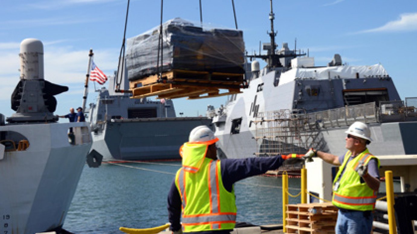 Корабль Береговой охраны США ввез в страну 14 тонн кокаина