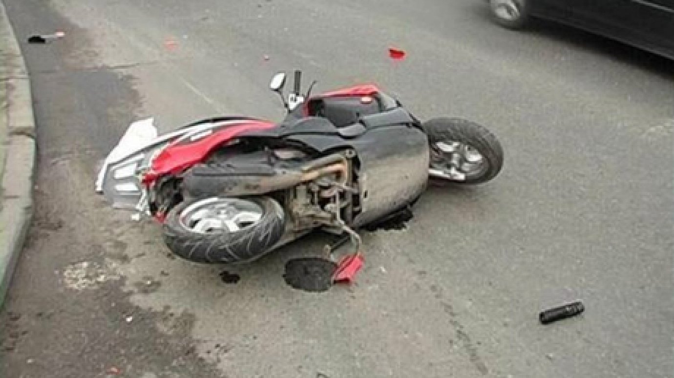 17-летний мотоциклист госпитализирован после ДТП с ВАЗ-2114
